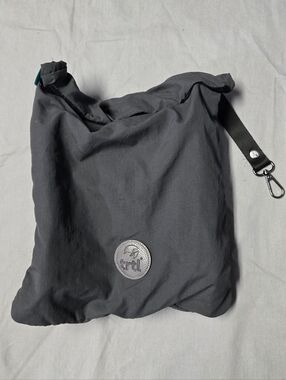 Trtl Travel Neck Pillow Red